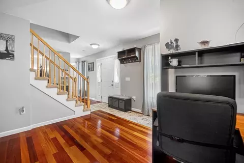 1572 Sumner Ave, Springfield, MA 01118 photo 13