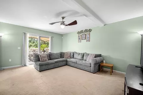 1572 Sumner Ave, Springfield, MA 01118 photo 4