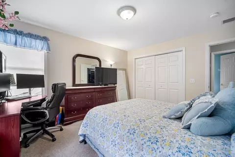 1572 Sumner Ave, Springfield, MA 01118 photo 19