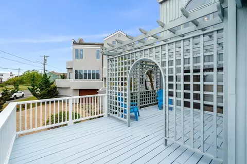 72 Willow Rd, Nahant, MA 01908 photo 27