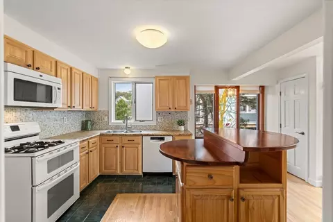 72 Willow Rd, Nahant, MA 01908 photo 8