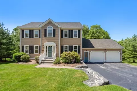 22 Rockwell Dr, Shrewsbury, MA 01545