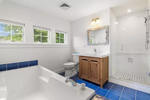 1403 Great Plain Ave, Needham, MA 02492 photo 26