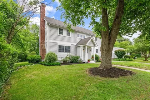 1403 Great Plain Ave, Needham, MA 02492 photo 2
