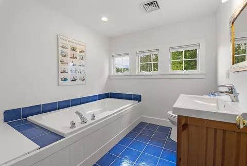 1403 Great Plain Ave, Needham, MA 02492 photo 25