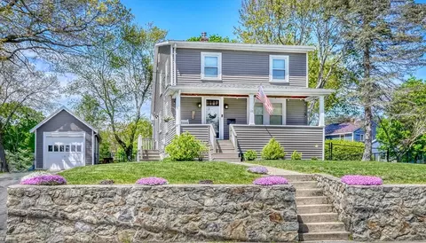 36 Grafton St, Wakefield, MA 01880