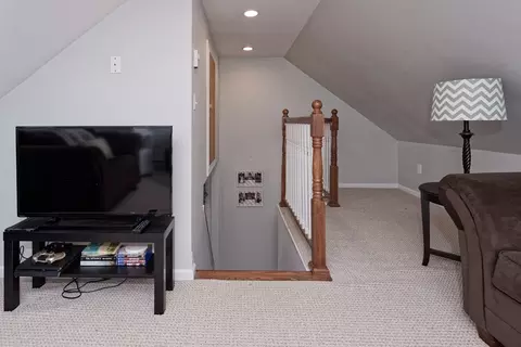 17 1st Ave, Northbridge, MA 01534 photo 35