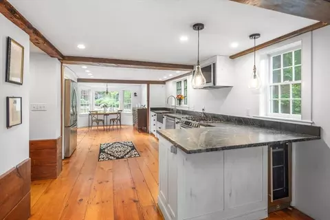 126 South St, Hingham, MA 02043 photo 12