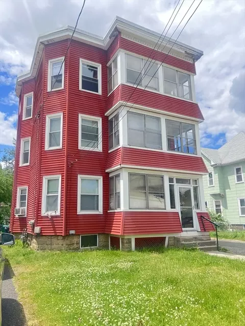 444 Broadway St, Chicopee, MA 01020