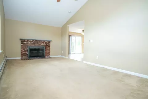2 Ware Dr, Templeton, MA 01468 photo 9