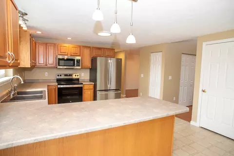 2 Ware Dr, Templeton, MA 01468 photo 14