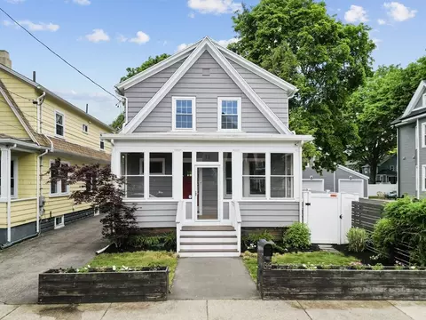 34 Thatcher St, Medford, MA 02155