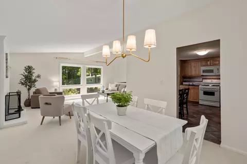 7 Spring Ln, Framingham, MA 01701 photo 8