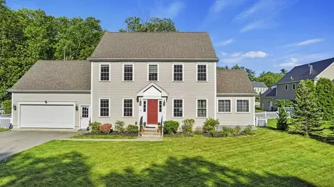 70 Wampum St, Weymouth, MA 02190