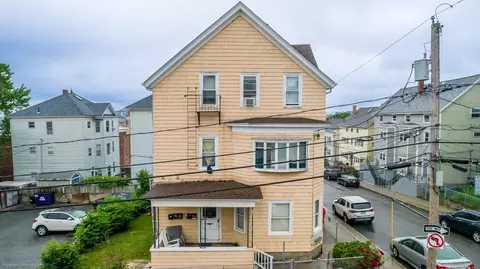534 William St, Fall River, MA 02721