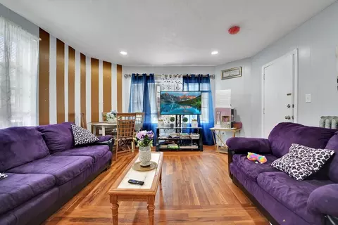 534 William St, Fall River, MA 02721 photo 16