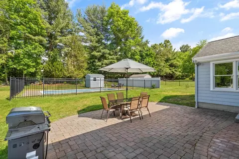Exterior - 17 Collins Ave, Reading, MA 01867 photo 5 of 8