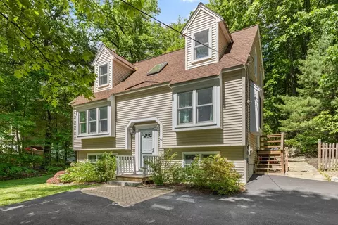 48 Groton Harvard Rd, Ayer, MA 01432