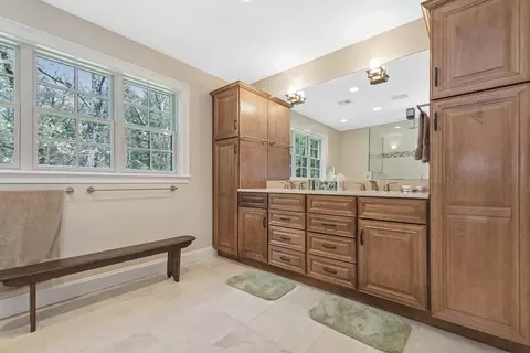 Bath - 35 Haven St, Dover, MA 02030 photo 1 of 3