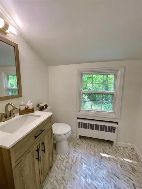 19 Robinwood Dr, Canton, MA 02021 photo 6