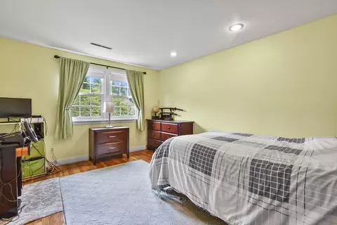 18 Bacon Rd, Framingham, MA 01701 photo 24