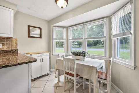 18 Bacon Rd, Framingham, MA 01701 photo 5