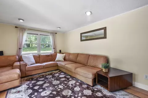 18 Bacon Rd, Framingham, MA 01701 photo 12