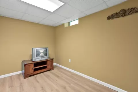 18 Bacon Rd, Framingham, MA 01701 photo 32