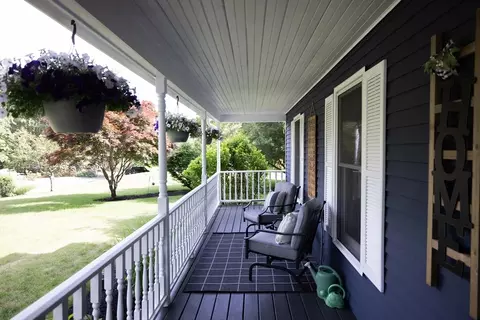 4 Pierce Ln, Upton, MA 01568 photo 6