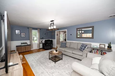 4 Pierce Ln, Upton, MA 01568 photo 16