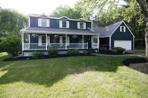 4 Pierce Ln, Upton, MA 01568 photo 3