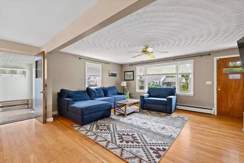 45 Douglas Rd, Gardner, MA 01440 photo 11