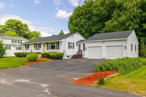 45 Douglas Rd, Gardner, MA 01440 photo 2