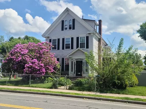 38 Pond St, Natick, MA 01760