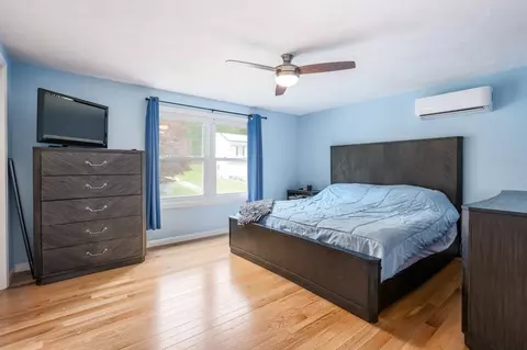 Bedroom - 8 Paris Ave # -B, Worcester, MA 01603 photo 1 of 4
