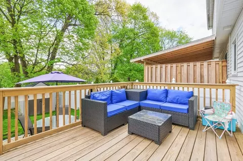 Exterior - 8 Paris Ave # -B, Worcester, MA 01603 photo 6 of 6