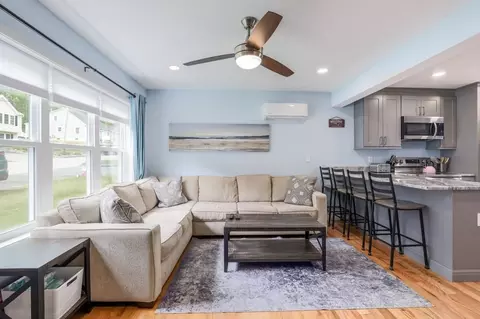 Living - 8 Paris Ave # -B, Worcester, MA 01603 photo 1 of 1