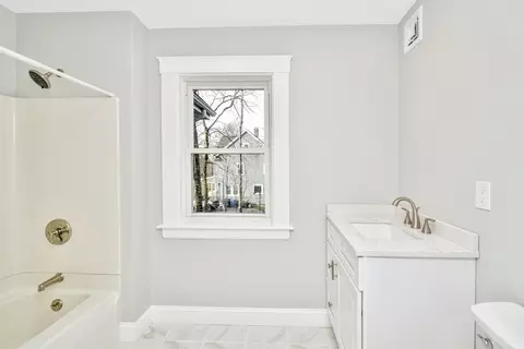 Bath - 408 York St, Canton, MA 02021 photo 6 of 7