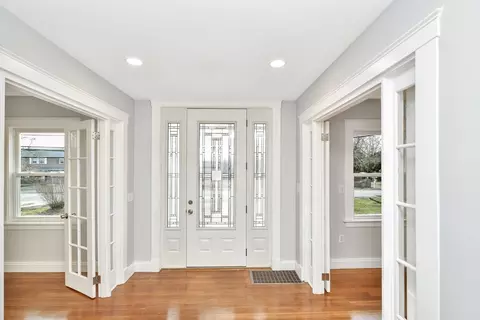 Entry Way - 408 York St, Canton, MA 02021 photo 2 of 5