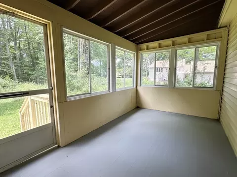 355 Ely Ave, West Springfield, MA 01089 photo 16