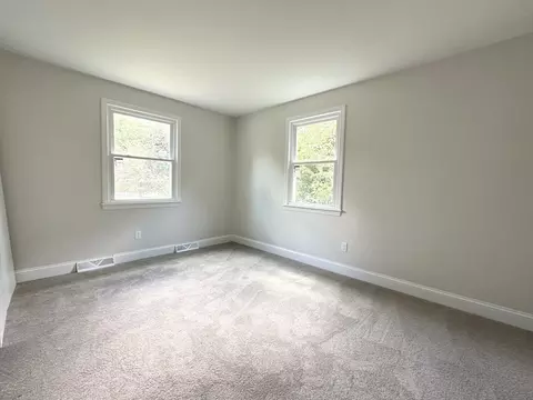 355 Ely Ave, West Springfield, MA 01089 photo 13