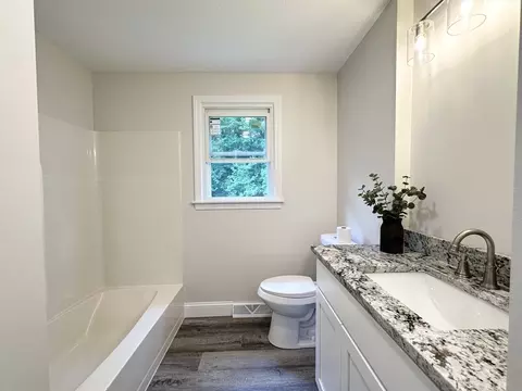 355 Ely Ave, West Springfield, MA 01089 photo 14