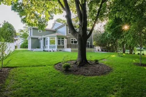 Exterior - 103 Wayne Rd, Needham, MA 02494 photo 4 of 6