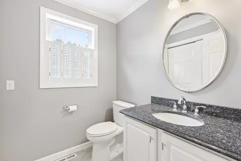 Bath - 11 Boundary Stone Rd, Sutton, MA 01590 photo 1 of 5