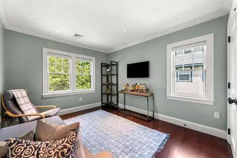 53 Crowninshield Rd, Brookline, MA 02445 photo 21