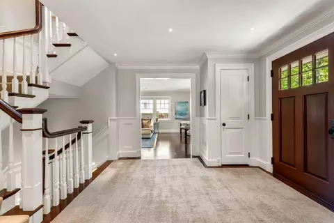 53 Crowninshield Rd, Brookline, MA 02445 photo 17
