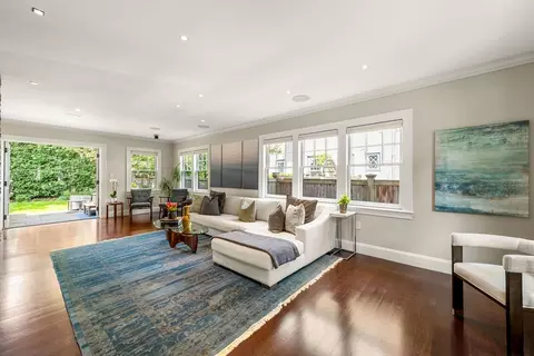 53 Crowninshield Rd, Brookline, MA 02445 photo 16
