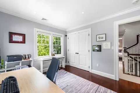 53 Crowninshield Rd, Brookline, MA 02445 photo 24