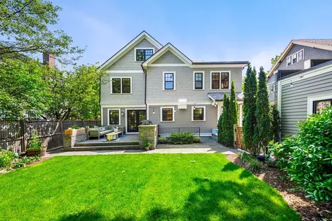 53 Crowninshield Rd, Brookline, MA 02445 photo 5