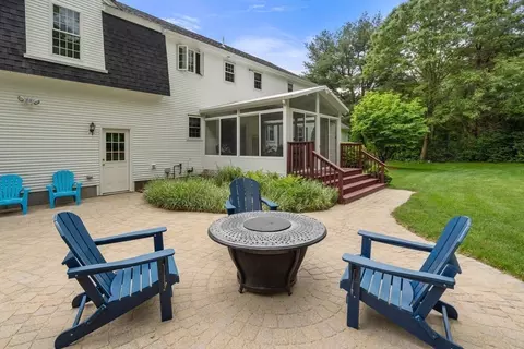 21 King Philip Path, Mendon, MA 01756 photo 9